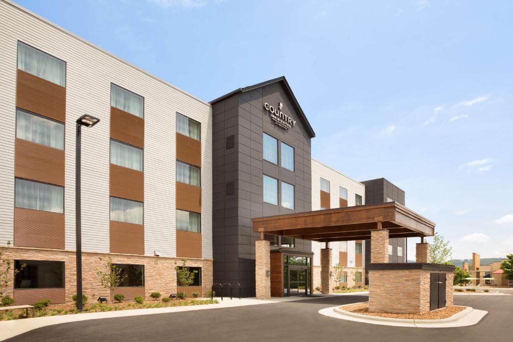 Country Inn & Suites by Radisson Asheville Westgate NC Main image 1